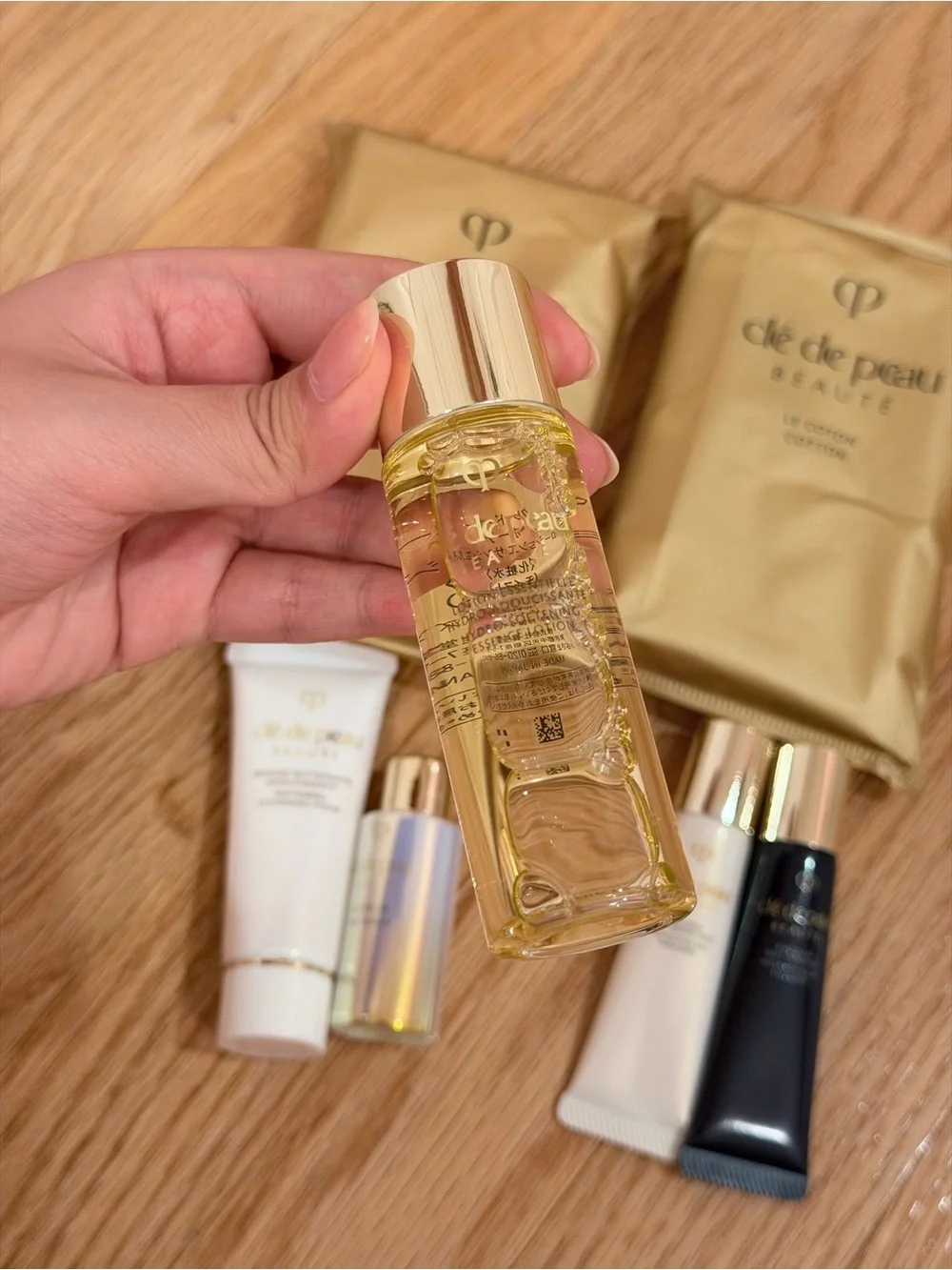 Cle De Peau Skincare Set - Travel Size